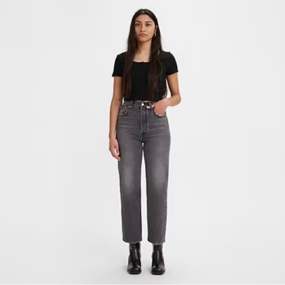 Levi's High Rise Ribcage Straight Ankle Jean NWT
